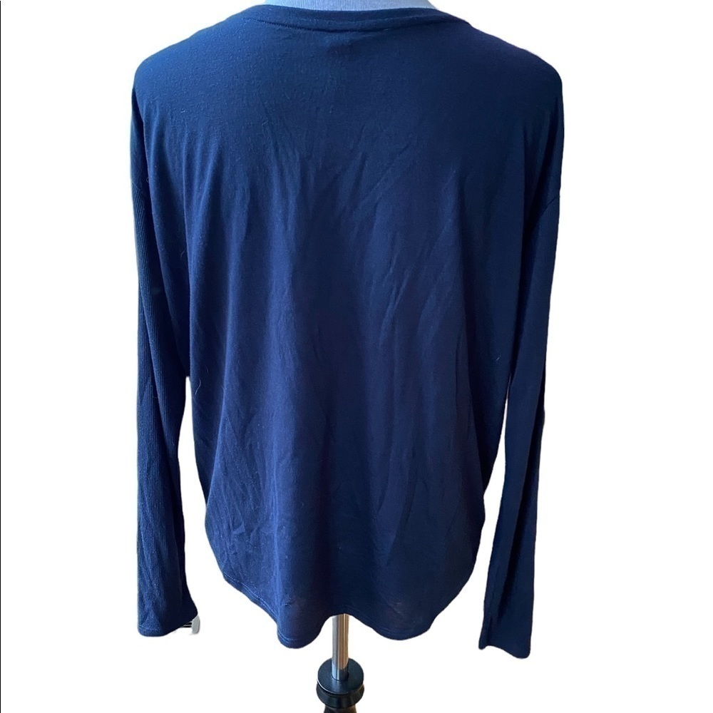 Alpha Xi Delta Navy Sorority Long Sleeve Top. Size M 65% POLYESTER 35% VISCOSE - Picture 4 of 9